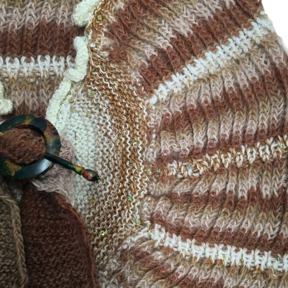 Warm 100% Alpaca Shawl Capelet for Women, Custom Knit by Nature Knitting Studio - Picture 3 of 3